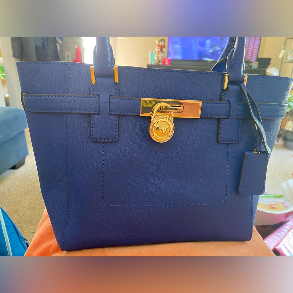 Excellent condition, blue Michael Kors bag